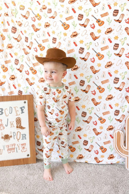 Southern Saddle Short Sleeve and Pants 2 Piece Set