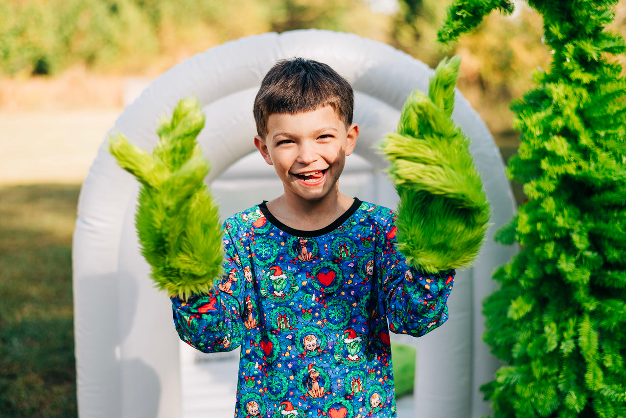 Merry Mischief Crewneck and Joggers Daywear