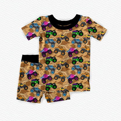Mud Mayhem Short Sleeve and Shorts 2 Piece Set